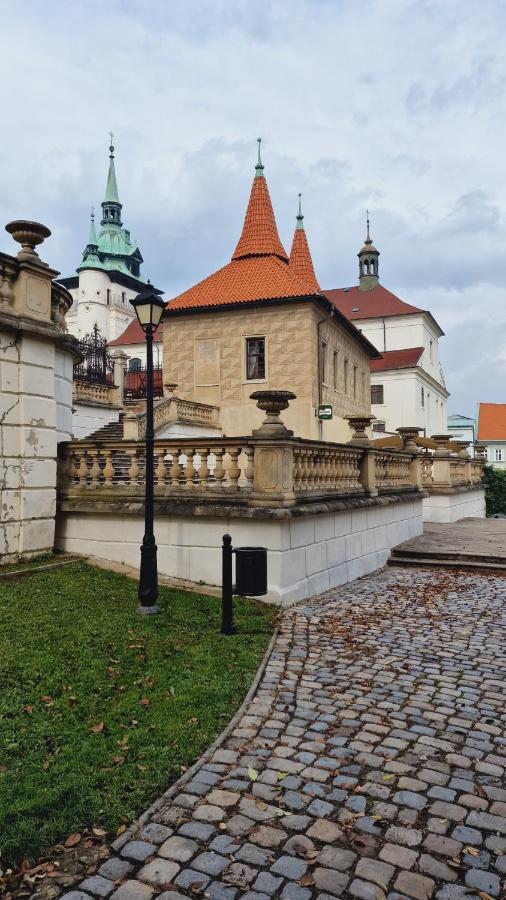Апартаменты Tepla Теплице Экстерьер фото